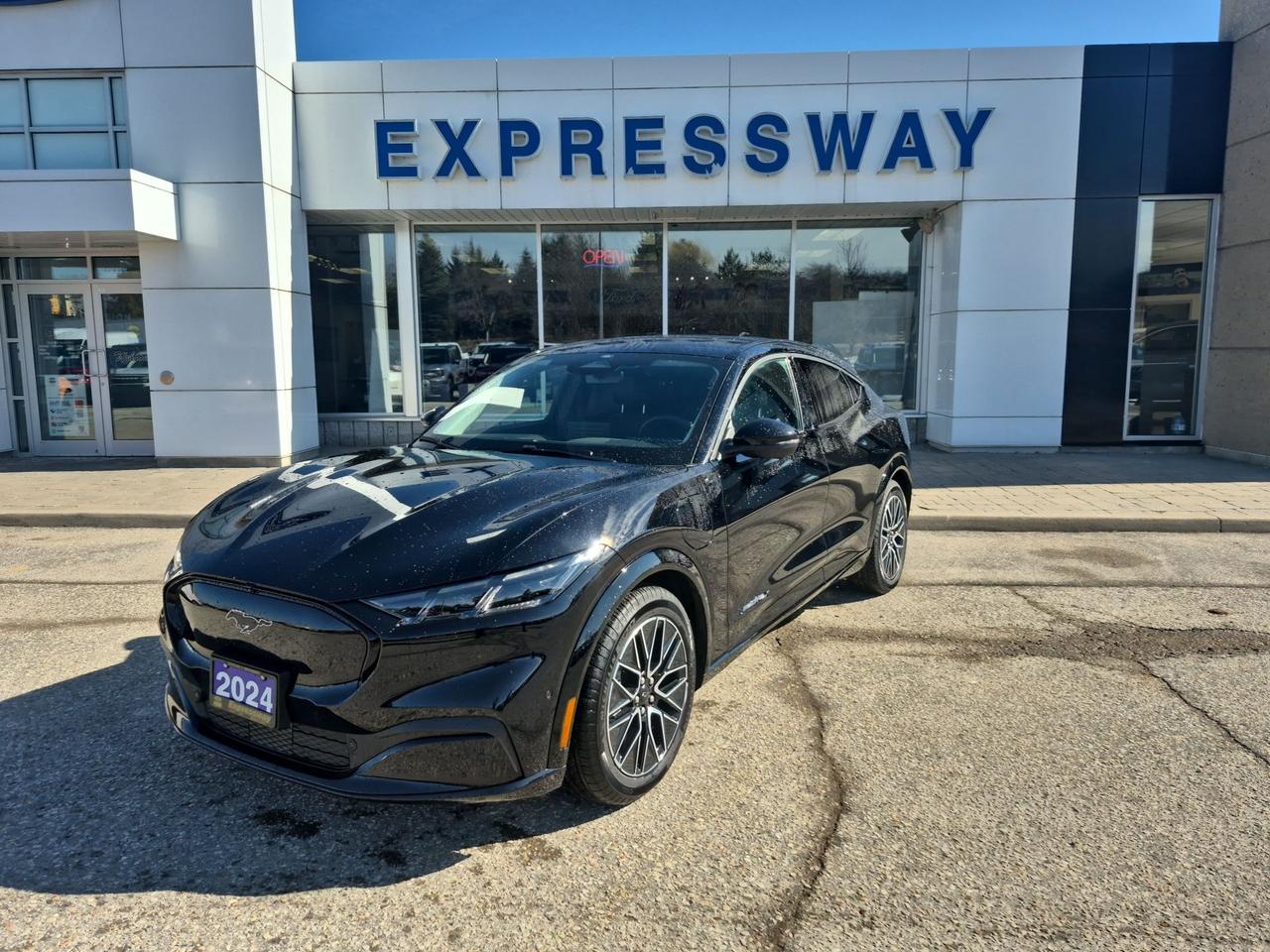 <p class=MsoNormal style=margin: 0cm 0cm 8pt; line-height: 13.8pt; font-size: 12pt; font-family: Aptos, sans-serif;><strong><span style=font-family: Calibri, sans-serif;>Carfax history report available with every vehicle!</span></strong></p><p>&nbsp;</p><p class=MsoNormal style=margin: 0cm 0cm 8pt; line-height: 13.8pt; font-size: 12pt; font-family: Aptos, sans-serif;><em><span style=font-family: Calibri, sans-serif;>The Vehicles History is no mystery!</span></em></p><p>&nbsp;</p><p class=MsoNormal style=margin: 0cm 0cm 8pt; line-height: 13.8pt; font-size: 12pt; font-family: Aptos, sans-serif;><strong><span style=font-family: Calibri, sans-serif;>2 locations to better serve YOU! &ndash; Stratford and New Hamburg<br>New or Pre-Owned vehicles are shared between both locations &ndash; please contact Sales to confirm.</span></strong></p><p>&nbsp;</p><p class=MsoNormal style=margin: 0cm 0cm 8pt; line-height: 13.8pt; font-size: 12pt; font-family: Aptos, sans-serif;><span style=font-family: Calibri, sans-serif;>That&rsquo;s something that can be said for every used vehicle purchased at&nbsp;<strong>Expressway</strong>.</span></p><p>&nbsp;</p><p class=MsoNormal style=margin: 0cm 0cm 8pt; line-height: 13.8pt; font-size: 12pt; font-family: Aptos, sans-serif;><span style=font-family: Calibri, sans-serif;>Purchasing a used vehicle from&nbsp;<strong>Expressway&nbsp;</strong>is a decision that you will be able to make with confidence knowing that you&rsquo;re getting the most that a vehicle and dealership can offer to you.</span></p><p>&nbsp;</p><p class=MsoNormal style=margin: 0cm 0cm 8pt; line-height: 13.8pt; font-size: 12pt; font-family: Aptos, sans-serif;><span style=font-family: Calibri, sans-serif;>Used Vehicle Warranty Coverage &ndash; Expressway Motors Limited<br><br>All Expressway Certified Vehicles include the following coverage, subject to terms and conditions:</span></p><p><br><br></p><ul style=margin-bottom: 0cm; margin-top: 0cm; type=square><li class=MsoNormal style=margin: 0cm 0cm 12pt; line-height: 13.8pt; font-size: 12pt; font-family: Aptos, sans-serif;><span style=font-family: Calibri, sans-serif;>Remaining Factory Warranty:</span></li></ul><p><br><br><br></p><ul style=margin-bottom: 0cm; margin-top: 0cm; type=square><li class=MsoNormal style=margin: 0cm 0cm 8pt; line-height: 13.8pt; font-size: 12pt; font-family: Aptos, sans-serif;><span style=font-family: Calibri, sans-serif;>If the vehicle is still within the manufacture&rsquo;s original warranty period, that coverage is fully transferable and can be used at any authorized Ford dealership in Canada or the United States.</span></li></ul><p><br><br><br></p><ul style=margin-bottom: 0cm; margin-top: 0cm; type=square><li class=MsoNormal style=margin: 0cm 0cm 8pt; line-height: 13.8pt; font-size: 12pt; font-family: Aptos, sans-serif;><span style=font-family: Calibri, sans-serif;>30-Day / 500km MTO Safety Warranty: From the date of delivery, Expressway Motors Ltd offers coverage on all safety-related component failures for 30 days or 500km (whichever comes first). This includes a $0 deductible when repairs are completed at Expressway Motors Ltd. (New Hamburg or Stratford)</span></li></ul><p><br><br><br></p><ul style=margin-bottom: 0cm; margin-top: 0cm; type=square><li class=MsoNormal style=margin: 0cm 0cm 8pt; line-height: 13.8pt; font-size: 12pt; font-family: Aptos, sans-serif;><span style=font-family: Calibri, sans-serif;>6-Mon / 6,000km Powertrain PLUS Warranty: This coverage includes major components such as engine, transmission, driveline, steering and suspension. It excludes minor fluid leaks (drips and seepage). A $200 deductible applies per claim. This warranty is exclusive to Expressway Motors Ltd and all covered repairs must be completed at our New Hamburg or Stratford locations.</span></li></ul><p><br><br><br></p><ul style=margin-bottom: 0cm; margin-top: 0cm; type=square><li class=MsoNormal style=margin: 0cm 0cm 8pt; line-height: 13.8pt; font-size: 12pt; font-family: Aptos, sans-serif;><span style=font-family: Calibri, sans-serif;>*Terms are subject to change. See your Sales Consultant for details.</span></li></ul><p><br><br></p><p class=MsoNormal style=margin: 0cm 0cm 13.5pt; line-height: normal; font-size: 12pt; font-family: Aptos, sans-serif;><strong><span style=font-family: Calibri, sans-serif;>Warranty:</span></strong><span style=font-family: Calibri, sans-serif;>&nbsp;We offer best in class Extended Protection options with flexible terms that can be tailored to your needs at a price that you can afford.</span></p><p>&nbsp;</p><p class=MsoNormal style=margin: 0cm 0cm 8pt; line-height: 13.8pt; font-size: 12pt; font-family: Aptos, sans-serif;><strong><span style=font-family: Calibri, sans-serif;>Finance:</span></strong><span style=font-family: Calibri, sans-serif;>&nbsp;At Expressway we have some of the best Finance Managers in the business that work with all the Major banks and Core Lenders. The Relationships we have built will help guarantee that you get the lowest rate possible</span></p><p>&nbsp;</p><p class=MsoNormal style=margin: 0cm 0cm 8pt; line-height: 13.8pt; font-size: 12pt; font-family: Aptos, sans-serif;><span style=font-family: Calibri, sans-serif;>Check out our great selection of vehicles at Expressway in New Hamburg and Stratford Locations!</span></p><p>&nbsp;</p><p class=MsoNormal style=margin: 0cm 0cm 8pt; line-height: 13.8pt; font-size: 12pt; font-family: Aptos, sans-serif;><strong><span style=font-family: Calibri, sans-serif;>Call Expressway for your quote today!</span></strong></p><p>&nbsp;</p><p class=MsoNormal style=margin: 0cm 0cm 8pt; line-height: 13.8pt; font-size: 12pt; font-family: Aptos, sans-serif;><strong><span style=font-family: Calibri, sans-serif;>New Hamburg:</span></strong><span style=font-family: Calibri, sans-serif;>&nbsp;<a href=tel:+15196623900><span style=color: #0563c1;>519*662*3900</span></a></span></p><p>&nbsp;</p><p class=MsoNormal style=margin: 0cm 0cm 8pt; line-height: 13.8pt; font-size: 12pt; font-family: Aptos, sans-serif;><strong><span style=font-family: Calibri, sans-serif;>Stratford</span></strong><span style=font-family: Calibri, sans-serif;>:&nbsp;<a href=tel:+15192713900><span style=color: #0563c1;>519*271*3900</span></a></span></p><p>&nbsp;</p><p class=MsoNormal style=margin: 0cm 0cm 8pt; line-height: 13.8pt; font-size: 12pt; font-family: Aptos, sans-serif;><span style=font-family: Calibri, sans-serif;>or visit us online at:&nbsp;<a href=https://www.expresswayford.com/><span style=color: #0563c1;>www.expresswayford.com</span></a></span></p><p>&nbsp;</p><p class=MsoNormal style=margin: 0cm 0cm 8pt; line-height: 13.8pt; font-size: 12pt; font-family: Aptos, sans-serif;><strong><span style=font-family: Calibri, sans-serif;>**ALL REPAIRS MUST BE DONE BY EXPRESSWAY MOTORS LTD, STRATFORD OR NEW HAMBURG LOCATIONS**</span></strong></p><p>&nbsp;</p><p class=MsoNormal style=margin: 0cm 0cm 8pt; line-height: 13.8pt; font-size: 12pt; font-family: Aptos, sans-serif;><strong><span style=font-family: Calibri, sans-serif;>We pride ourselves in No Hassle, No Pressure, Honest Service. We practice full disclosure with all our used vehicles and have a Better Business Bureau A+ rating!</span></strong></p><p>&nbsp;</p><p class=MsoNormal style=margin: 0cm 0cm 8pt; line-height: 13.8pt; font-size: 12pt; font-family: Aptos, sans-serif;><span style=font-size: 8pt; font-family: Calibri, sans-serif;>**Expressway reserves the right to correct any errors and omissions that occur on this site. (Incl, but not limited to price, incl. Event price rollbacks, vehicles features & more).</span></p><p>&nbsp;</p><p class=MsoNormal style=margin: 0cm 0cm 8pt; line-height: 13.8pt; font-size: 12pt; font-family: Aptos, sans-serif;><span style=font-size: 8pt; font-family: Calibri, sans-serif;>** Expressway is a Fair Market Price Dealership pricing subject to change with current market conditions</span></p>