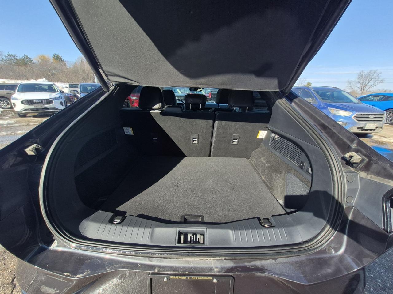 2021 Ford Mustang Mach-E PREMIUM, EXTENDED RANGE BATTERY, 15.5" SCREEN! Photo