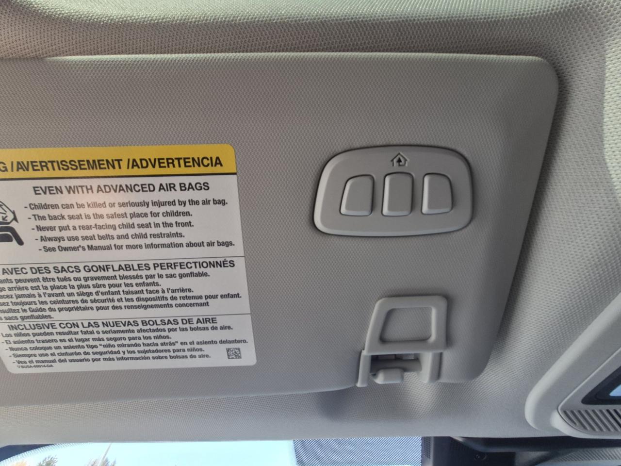 2021 Ford Mustang Mach-E PREMIUM, EXTENDED RANGE BATTERY, 15.5" SCREEN! Photo