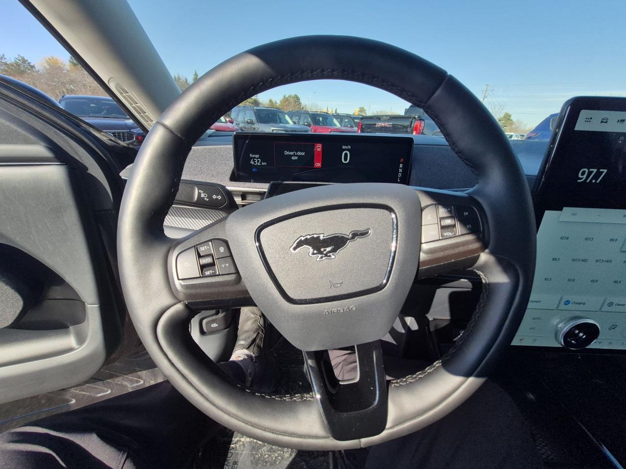 2021 Ford Mustang Mach-E PREMIUM, EXTENDED RANGE BATTERY, 15.5" SCREEN! Photo