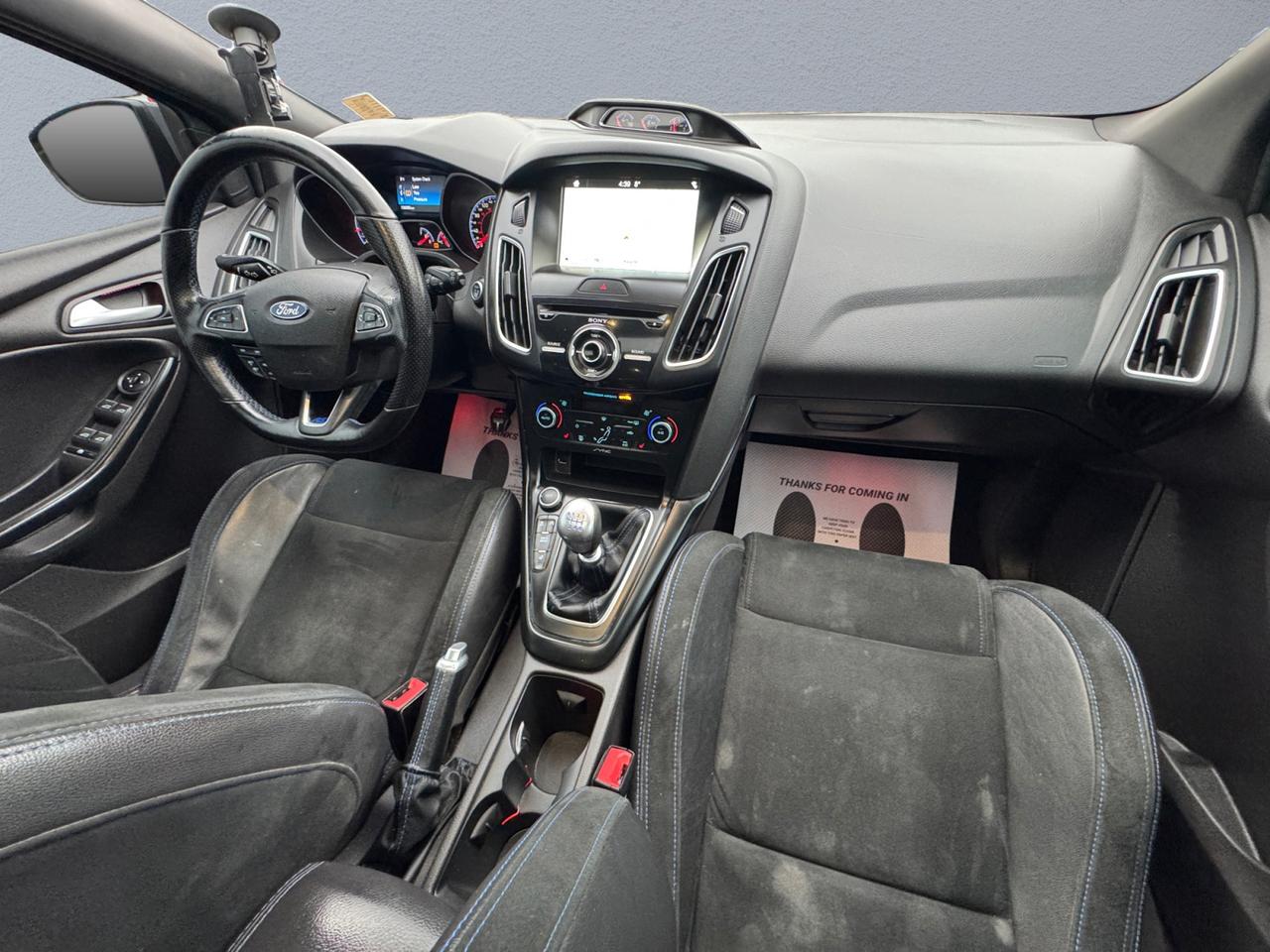 2016 Ford Focus RS Hatch Photo