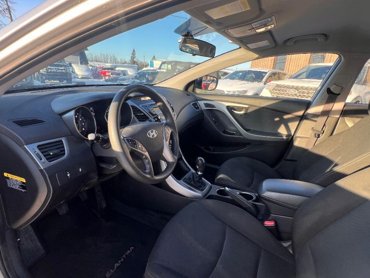 2015 Hyundai Elantra GL Photo