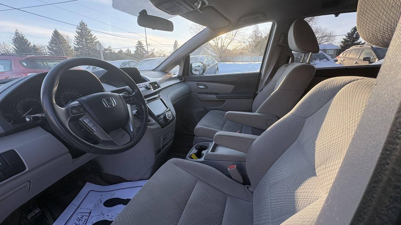 2015 Honda Odyssey EX w/RES Photo