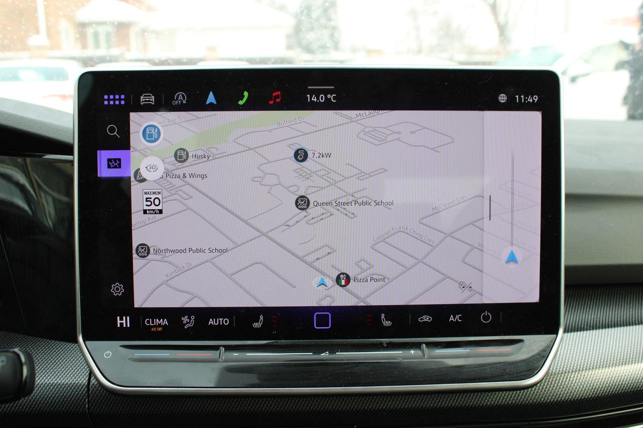 2025 Volkswagen Golf GTI 2.0 TSI 271 HP Photo