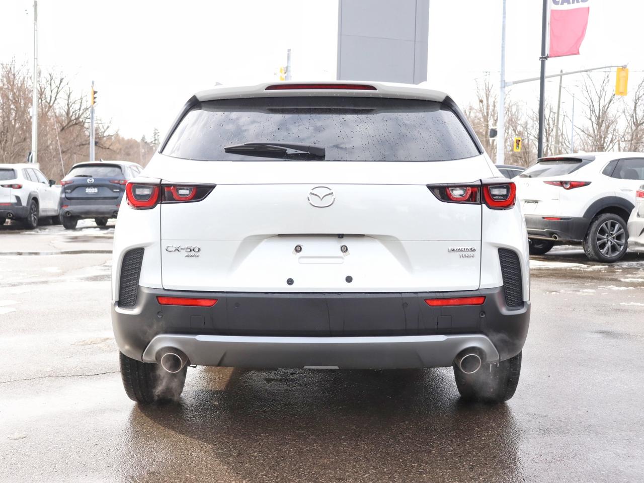 2023 Mazda CX-50 GT W/TURBO Photo3
