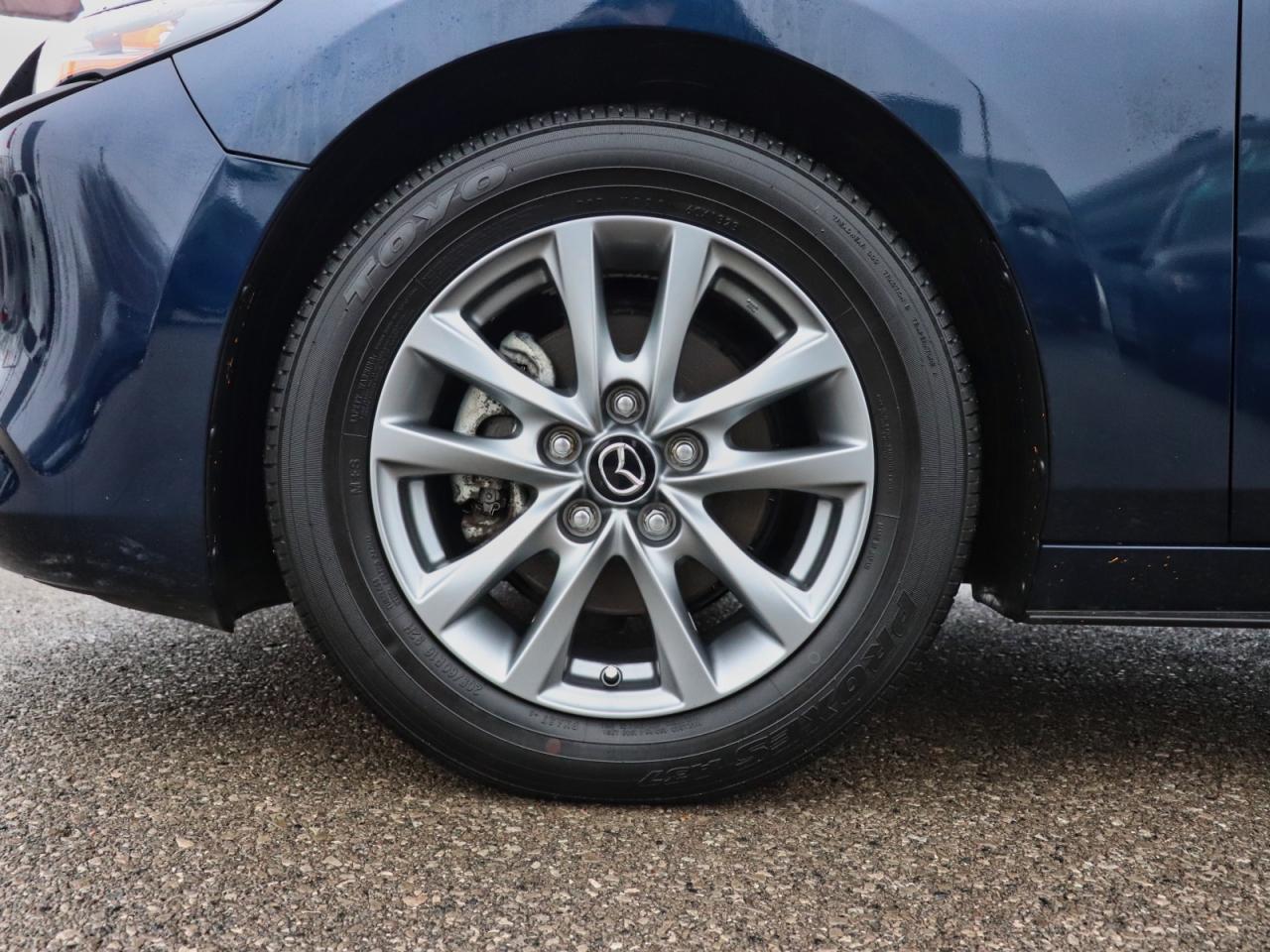 2023 Mazda Mazda3 Sport GX Photo