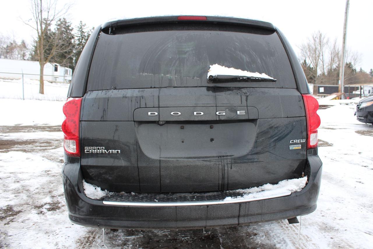 2017 Dodge Grand Caravan Crew Plus Photo