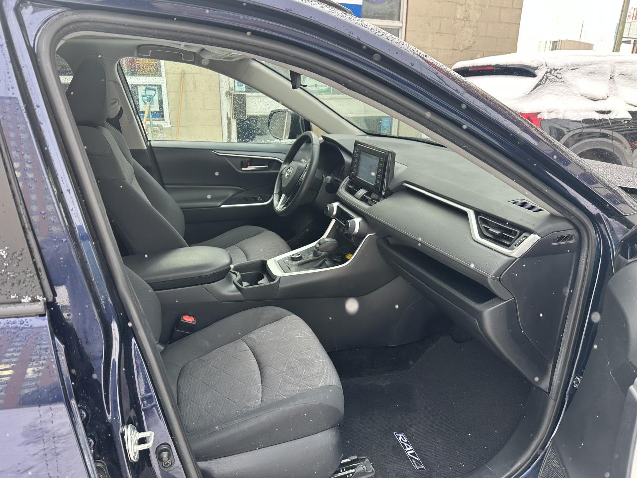 2019 Toyota RAV4 AWD Hybrid XLE Photo