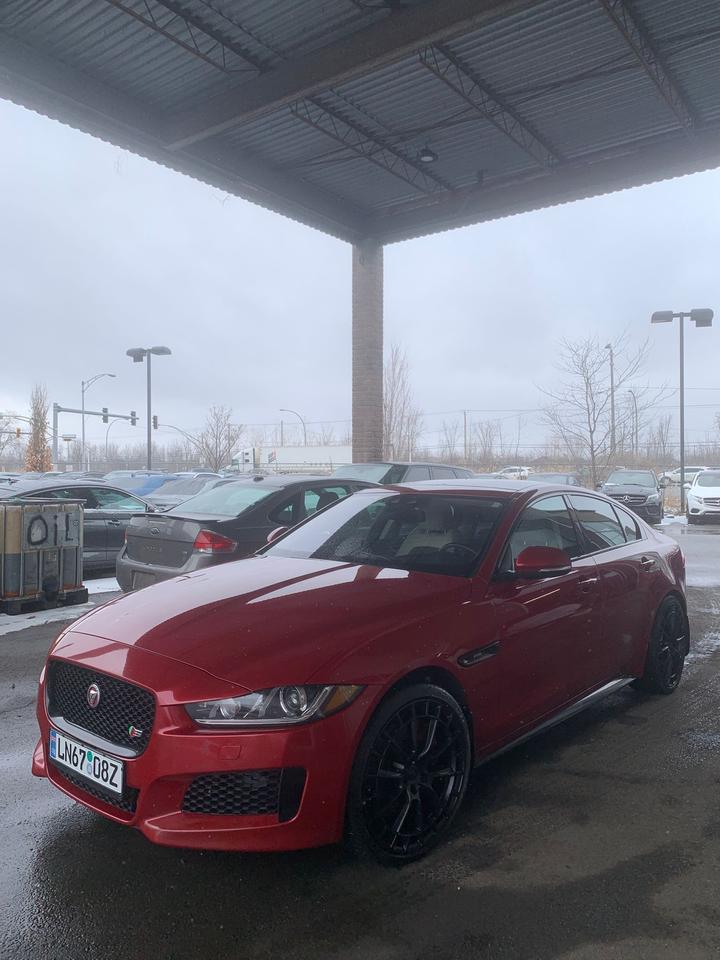 1775700432