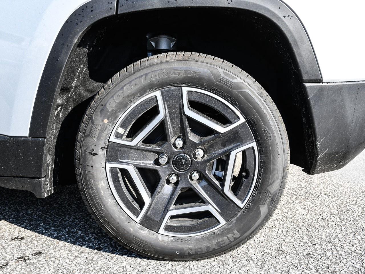 2026 Jeep Cherokee  Photo