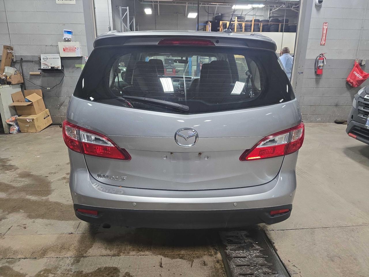 2017 Mazda MAZDA5 GT Accident Free | Leather Seats | Sunroof | Parking Sensors Photo