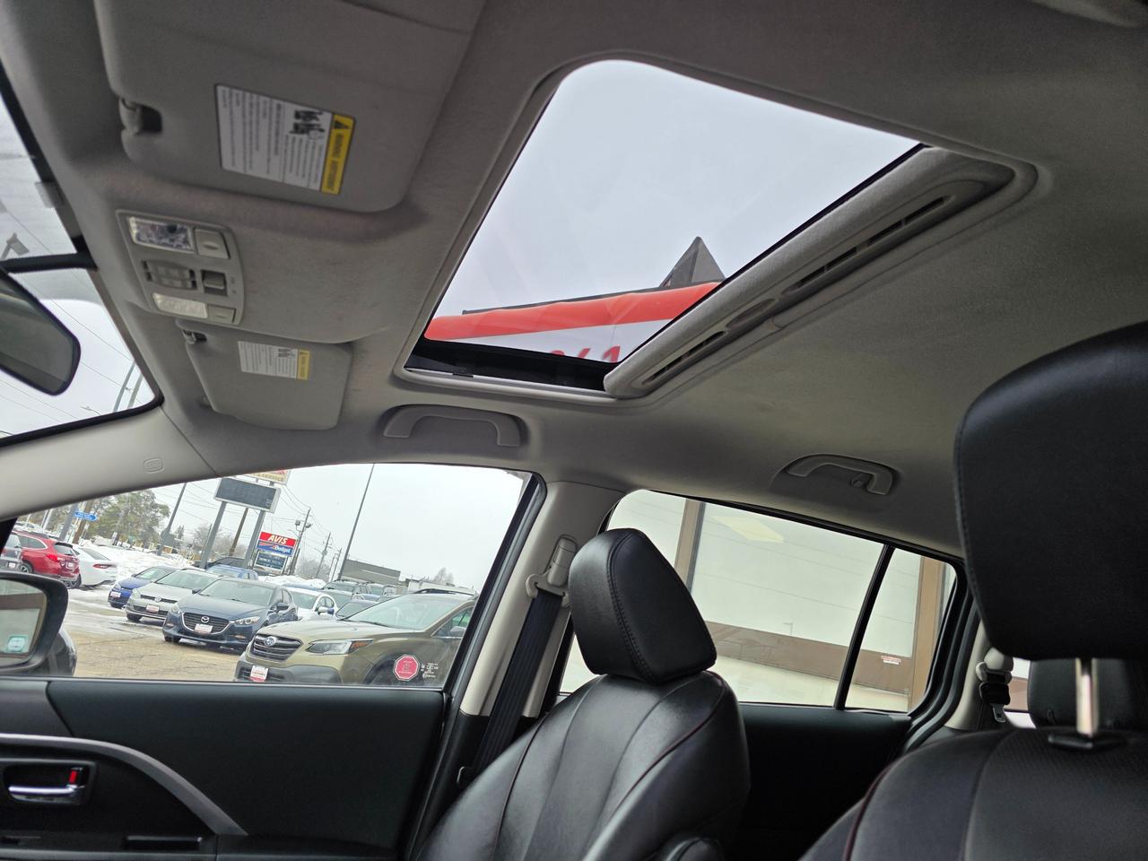 2017 Mazda MAZDA5 GT Accident Free | Leather Seats | Sunroof | Parking Sensors Photo