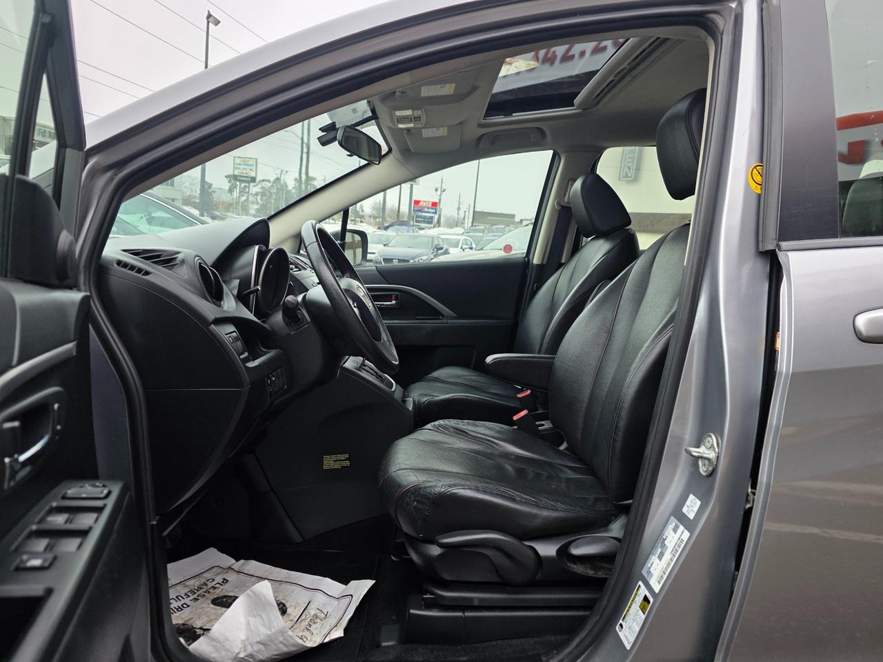 2017 Mazda MAZDA5 GT Accident Free | Leather Seats | Sunroof | Parking Sensors Photo