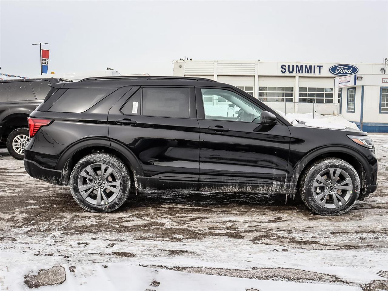 2026 Ford Explorer Active Photo