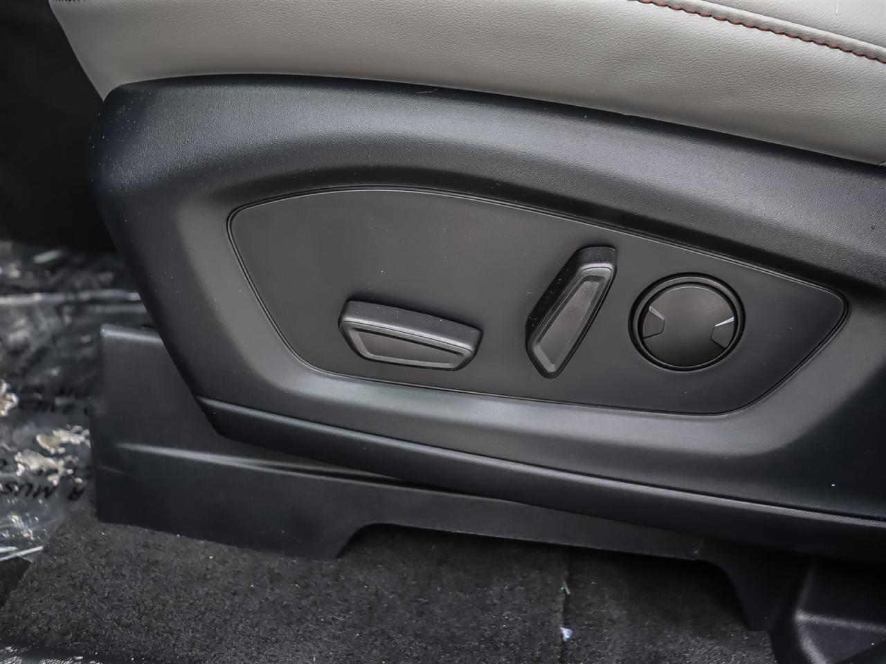 2026 Ford Explorer Active Photo