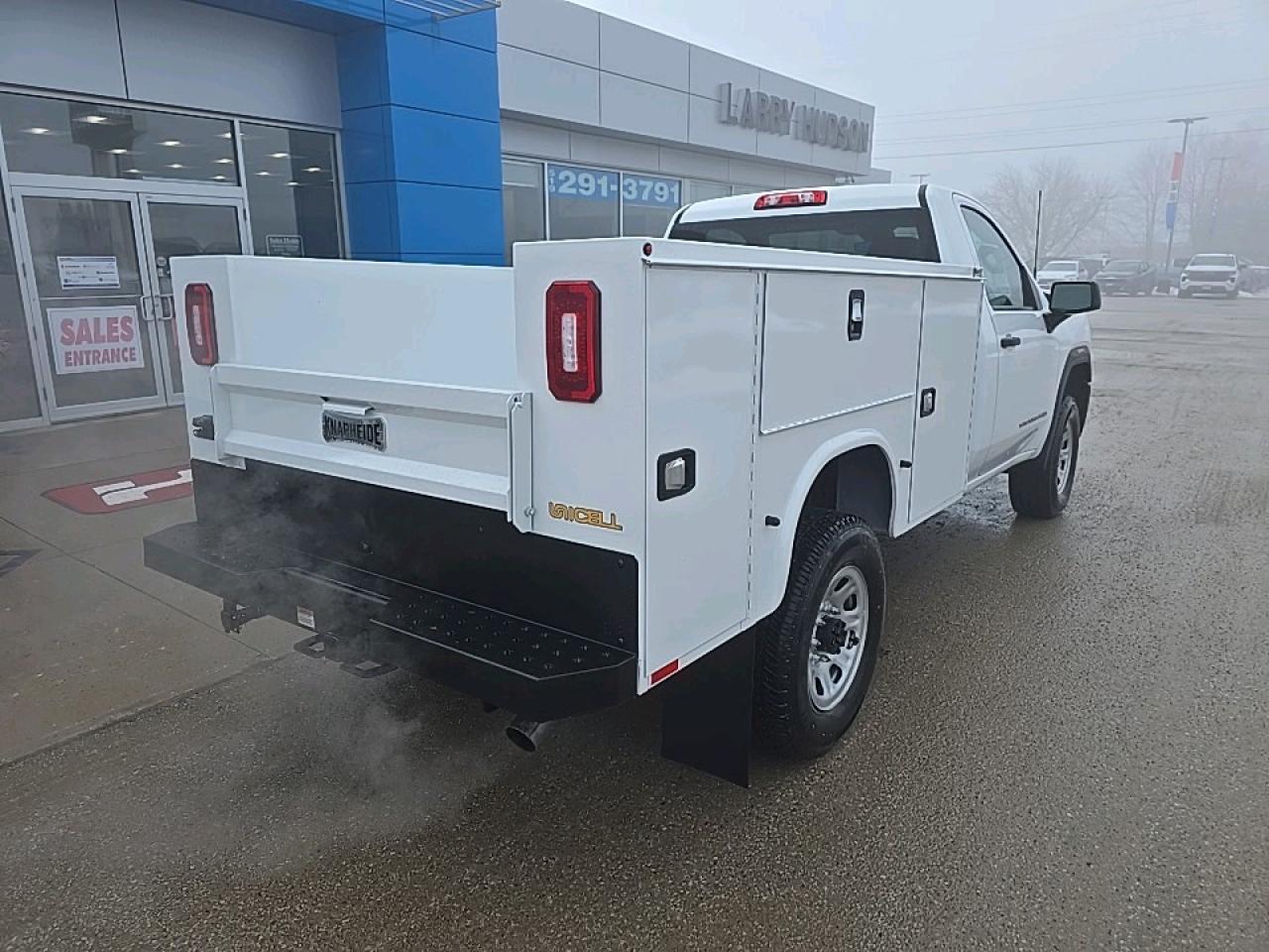 2024 GMC Sierra 3500 HD Chassis Pro SERVICE BODY Photo