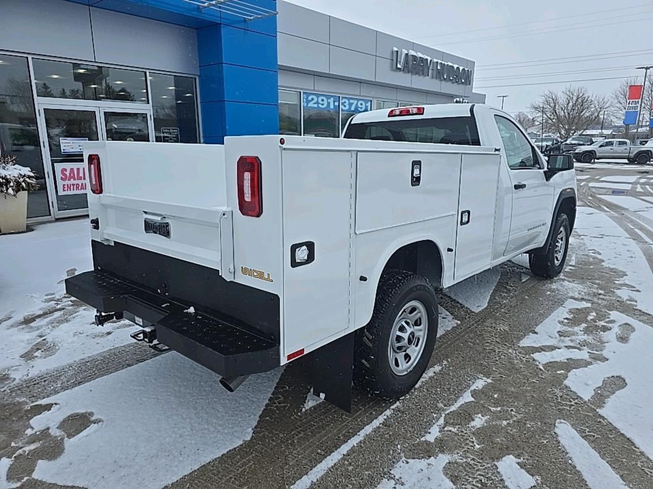 2024 GMC Sierra 3500 HD Chassis Pro SERVICE BODY Photo