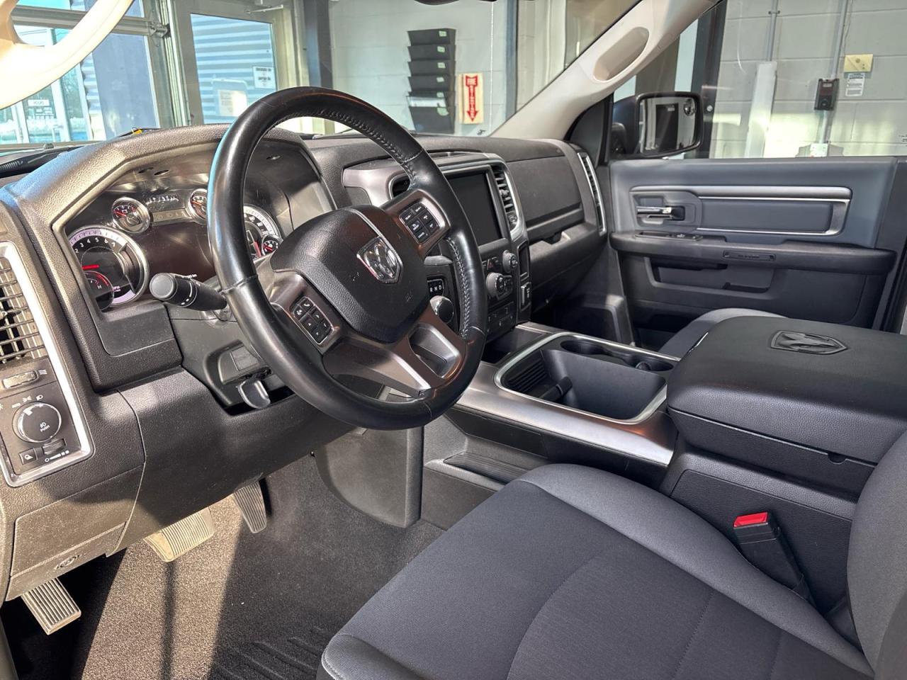 2021 RAM 1500 Classic SLT Tradesman Crew Cab SWB 4WD Photo