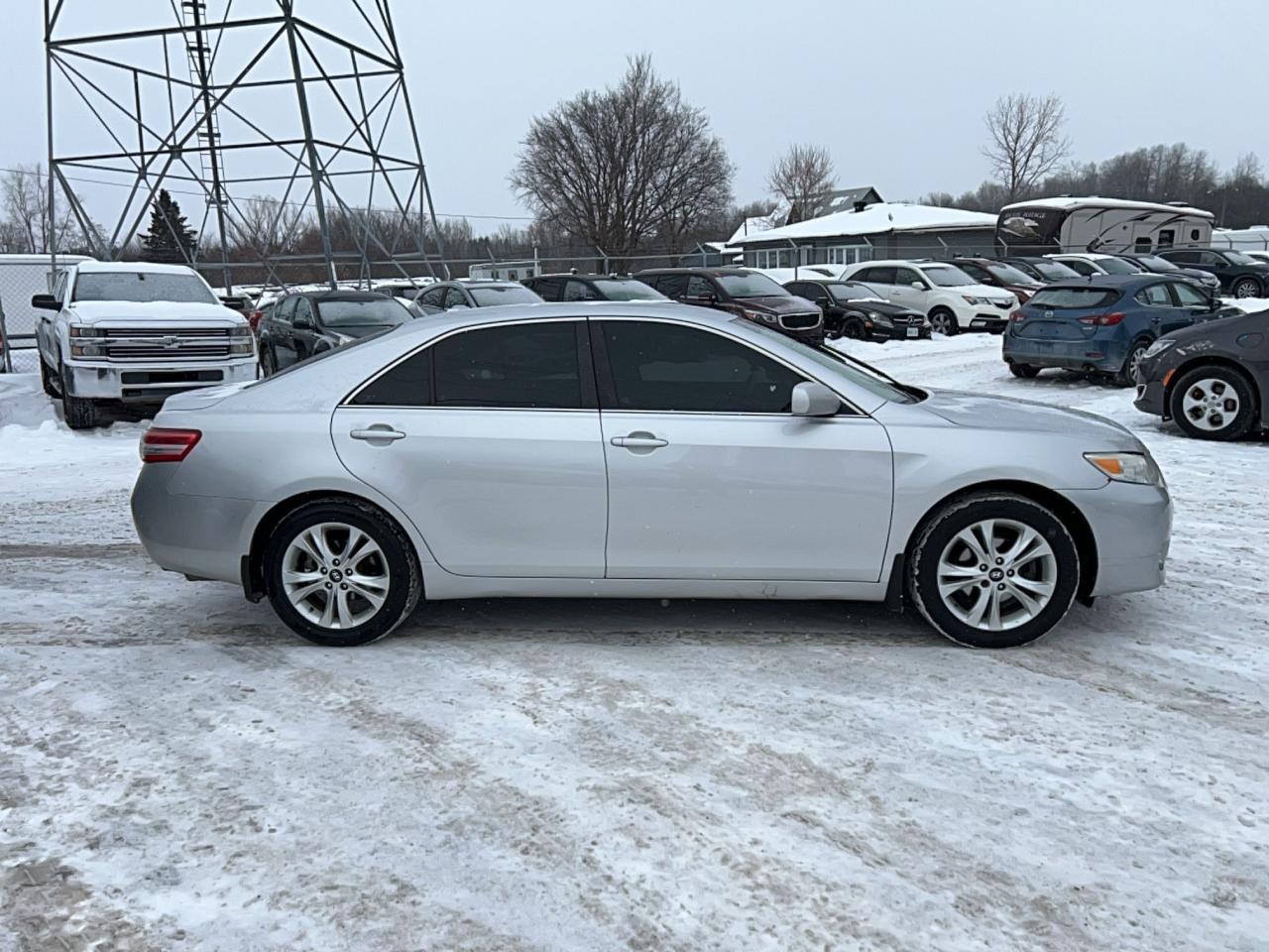 2011 Toyota Camry LE Photo