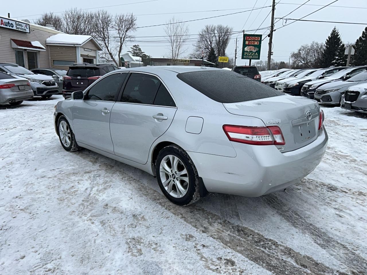 2011 Toyota Camry LE Photo