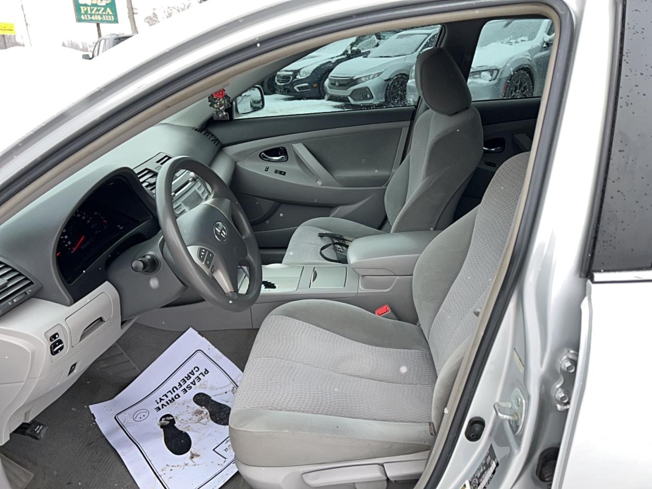 2011 Toyota Camry LE Photo