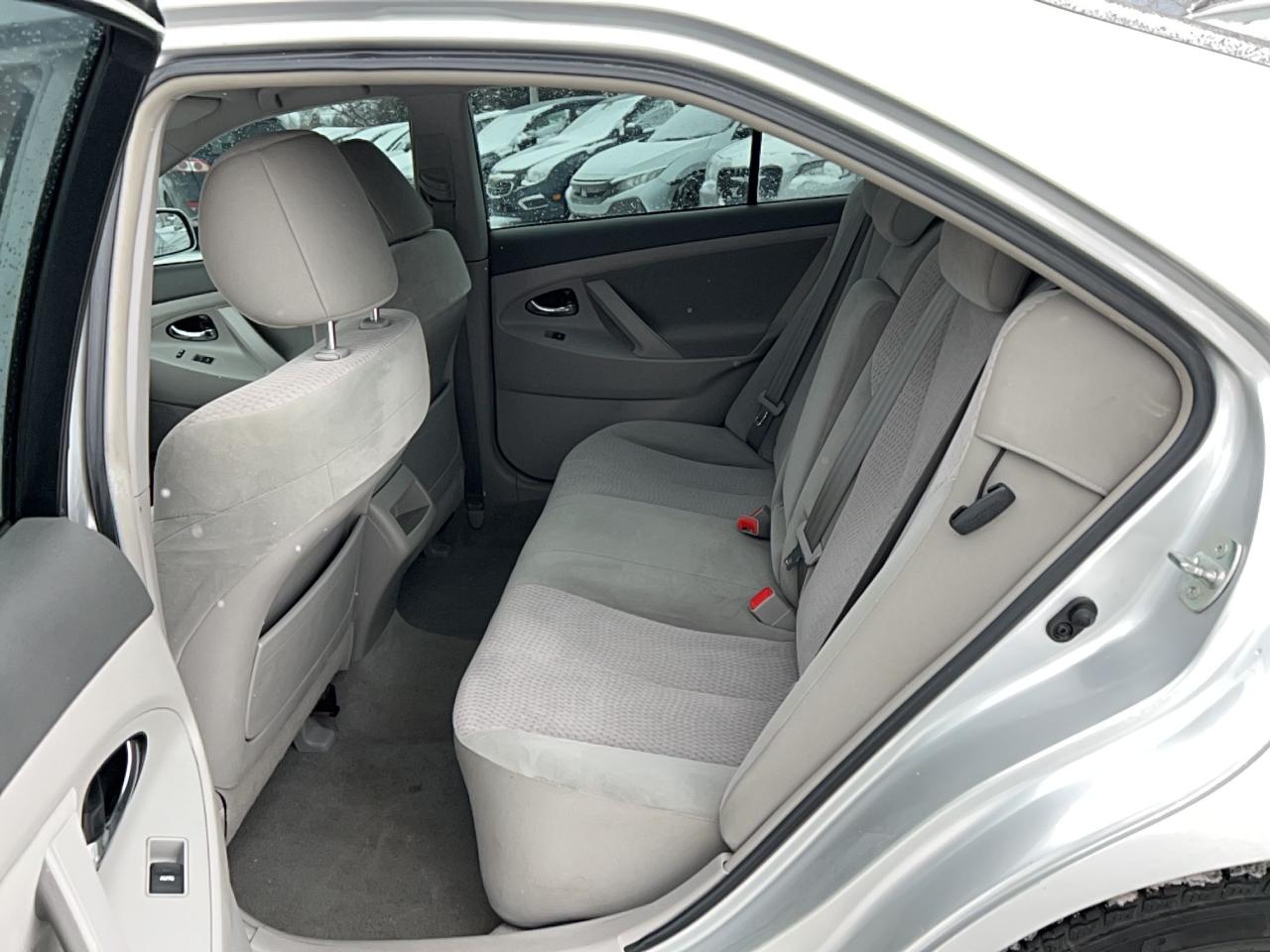 2011 Toyota Camry LE Photo