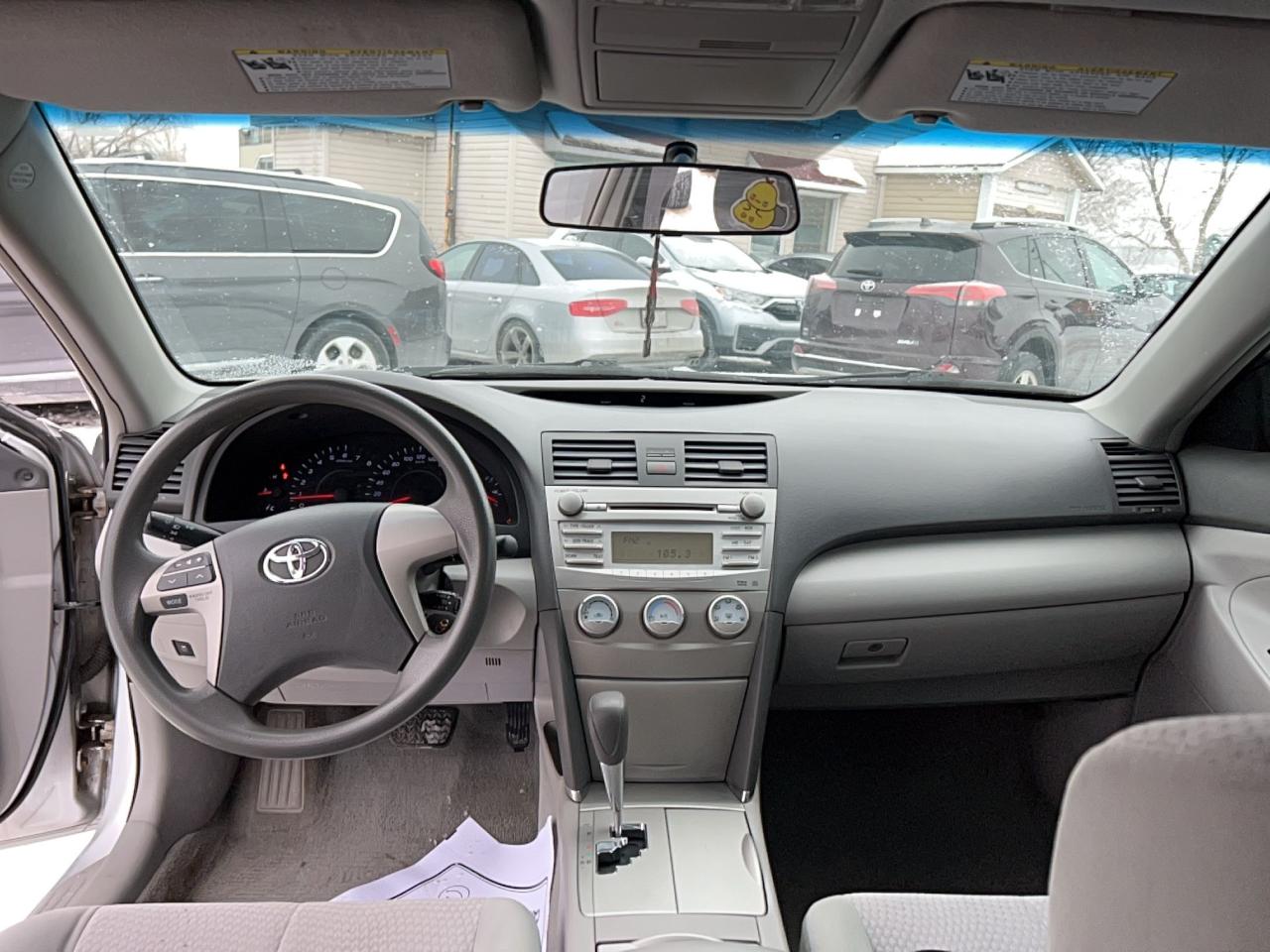 2011 Toyota Camry LE Photo