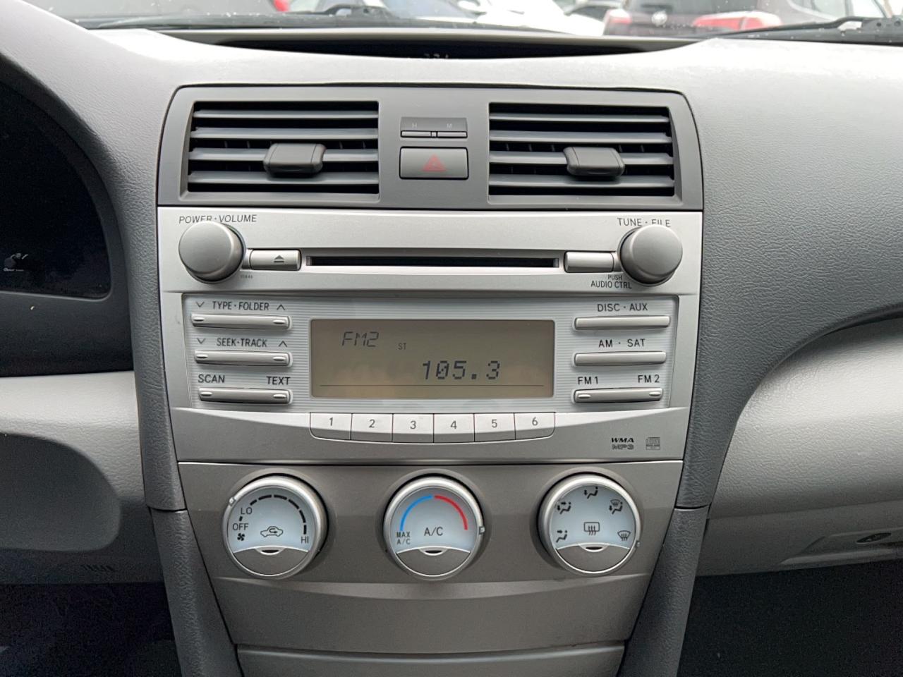 2011 Toyota Camry LE Photo