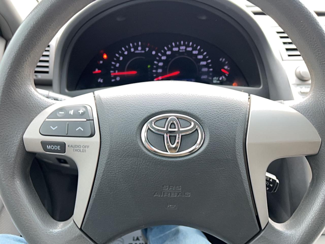 2011 Toyota Camry LE Photo