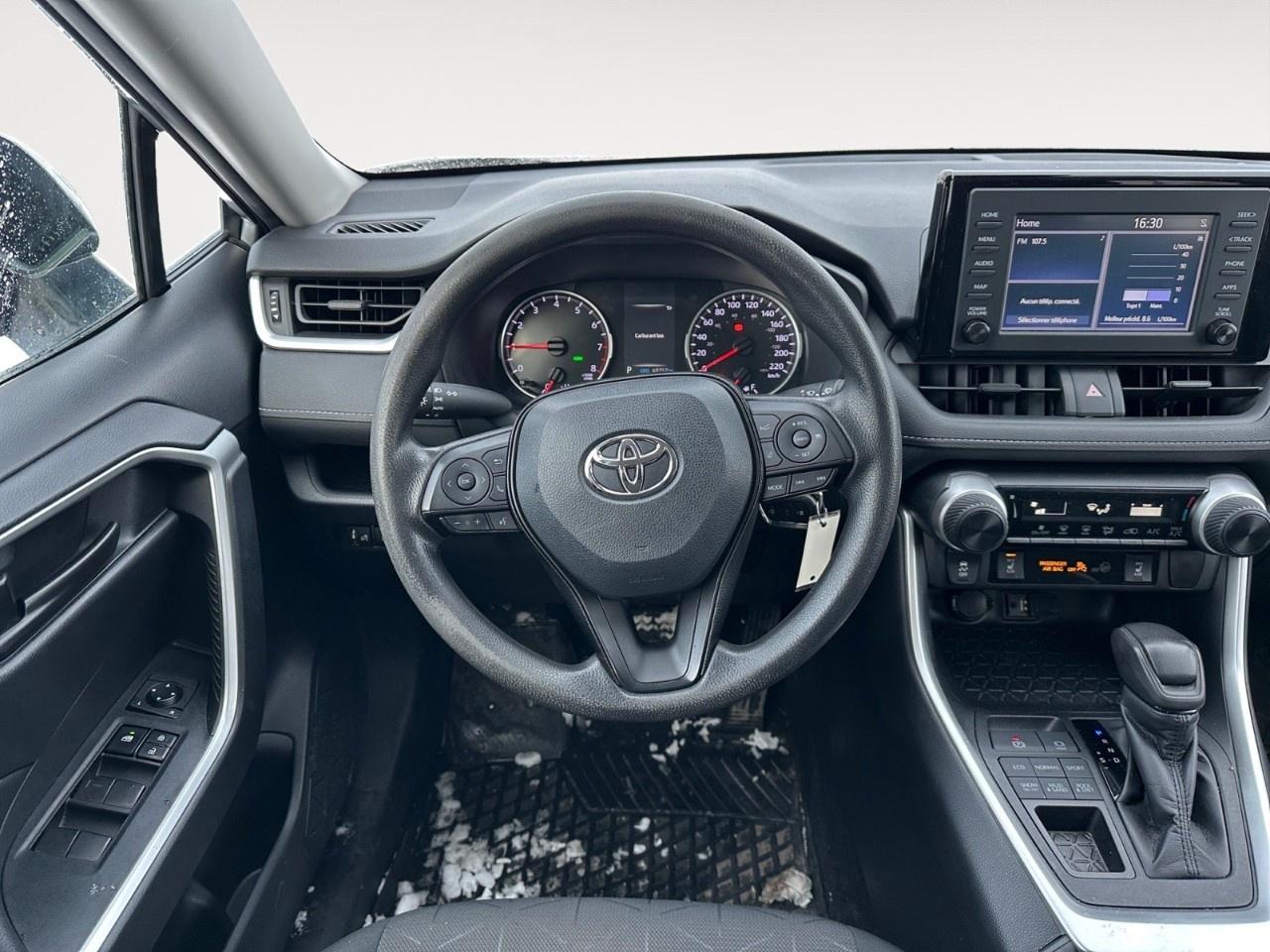2019 Toyota RAV4 AWD LE Photo