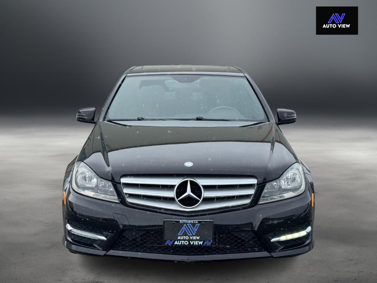 2012 Mercedes-Benz C-Class C 250 **DEALER SERVICED** Photo2