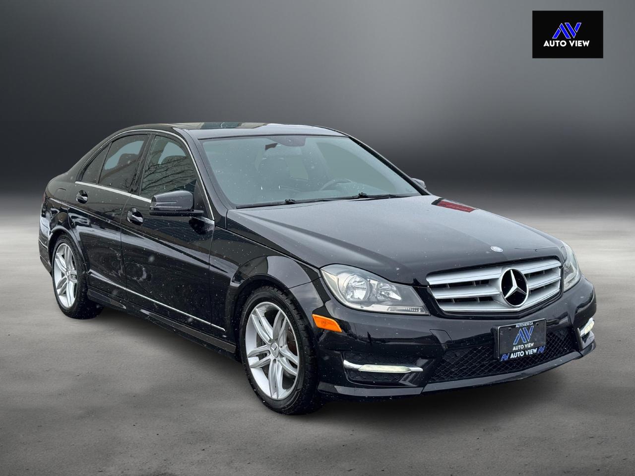 2012 Mercedes-Benz C-Class C 250 **DEALER SERVICED** Photo3