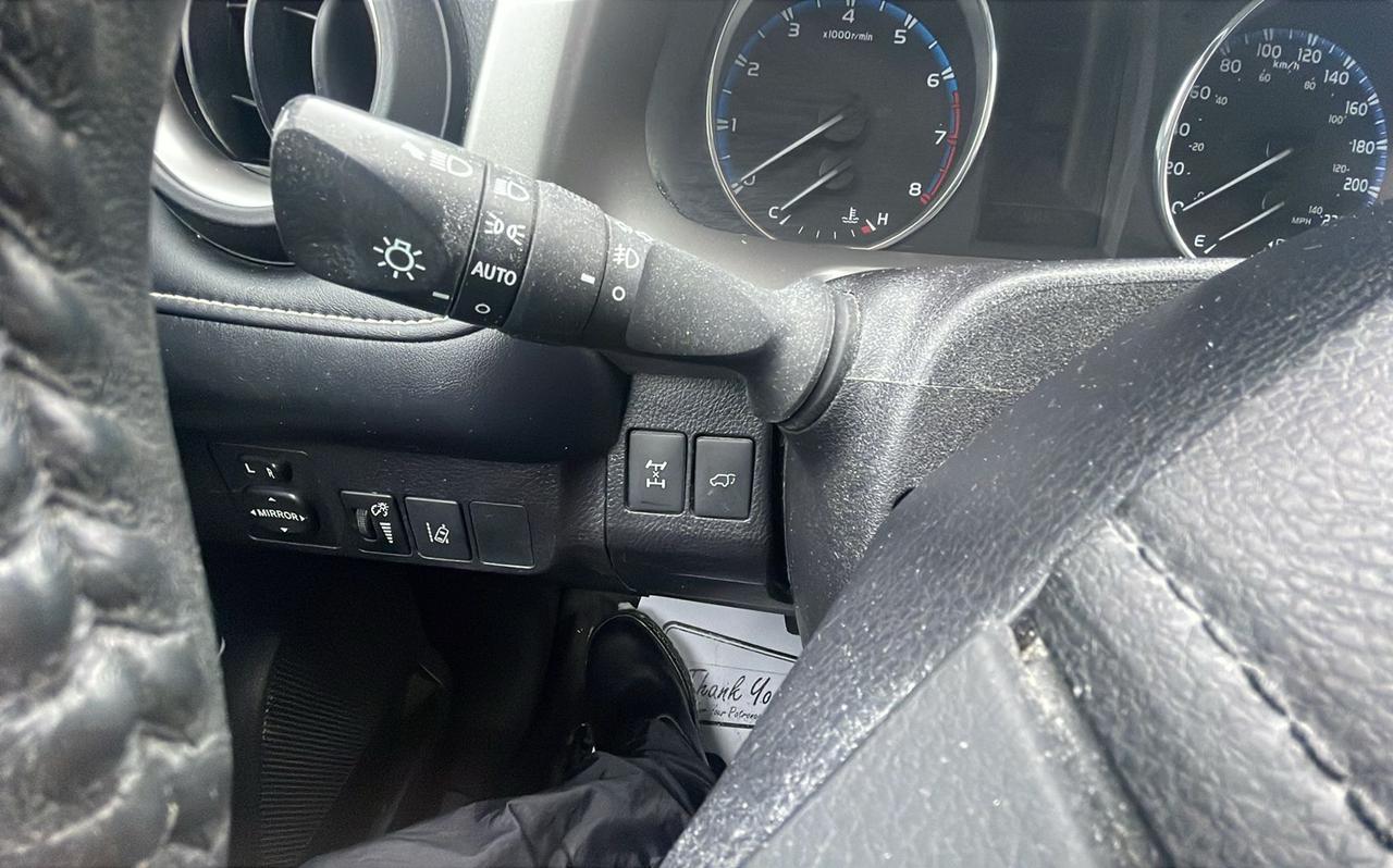 2017 Toyota RAV4 XLE Photo