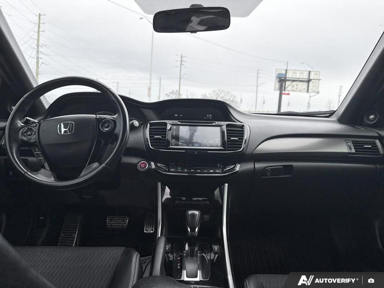 2017 Honda Accord SPORT / NO ACCIDENTS / ROOF / HTD SEATS / PWR SEAT Photo