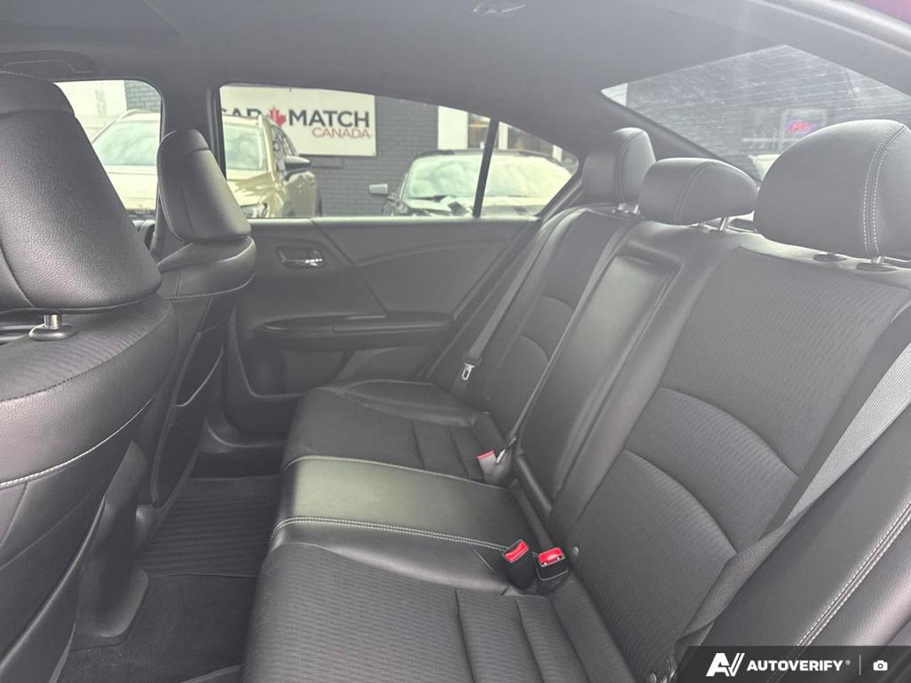 2017 Honda Accord SPORT / NO ACCIDENTS / ROOF / HTD SEATS / PWR SEAT Photo