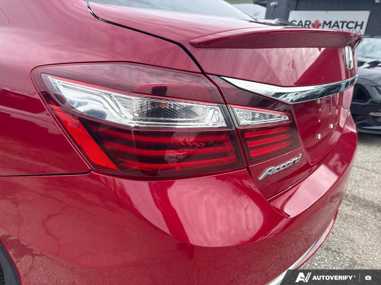 2017 Honda Accord SPORT / NO ACCIDENTS / ROOF / HTD SEATS / PWR SEAT Photo