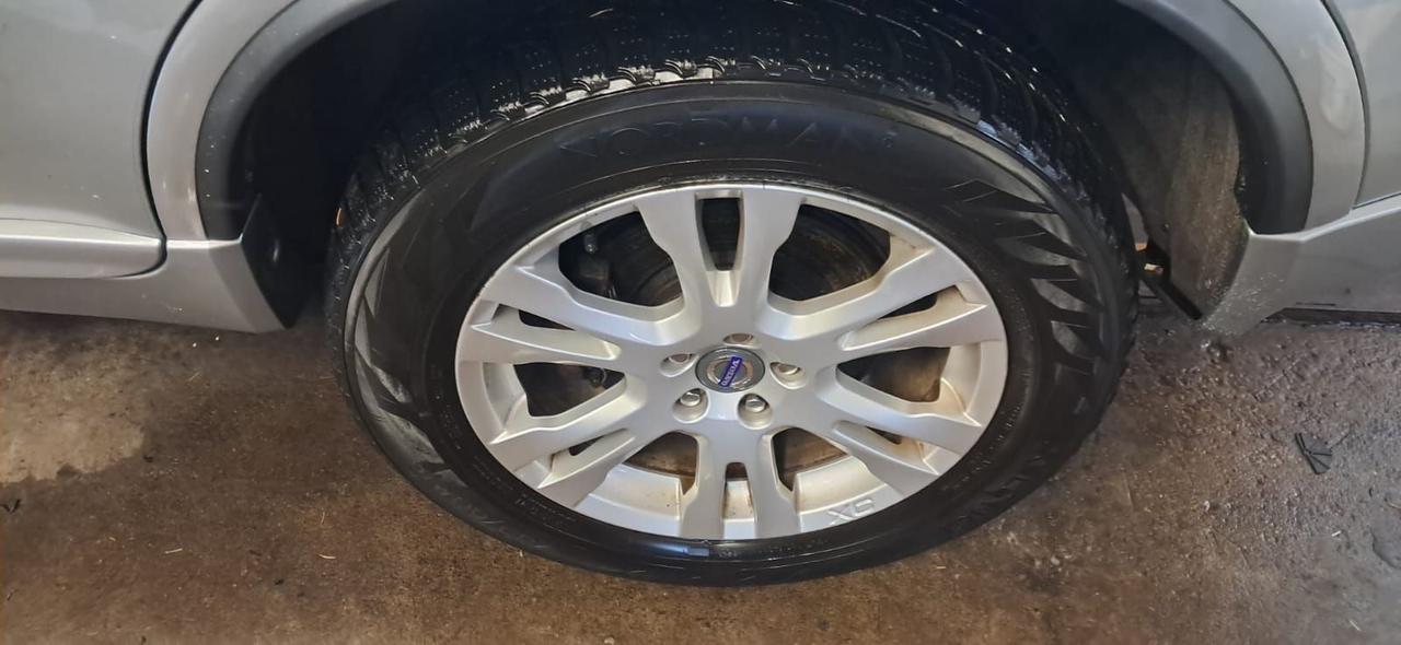 2013 Volvo XC90 Premier Plus- AWD Photo