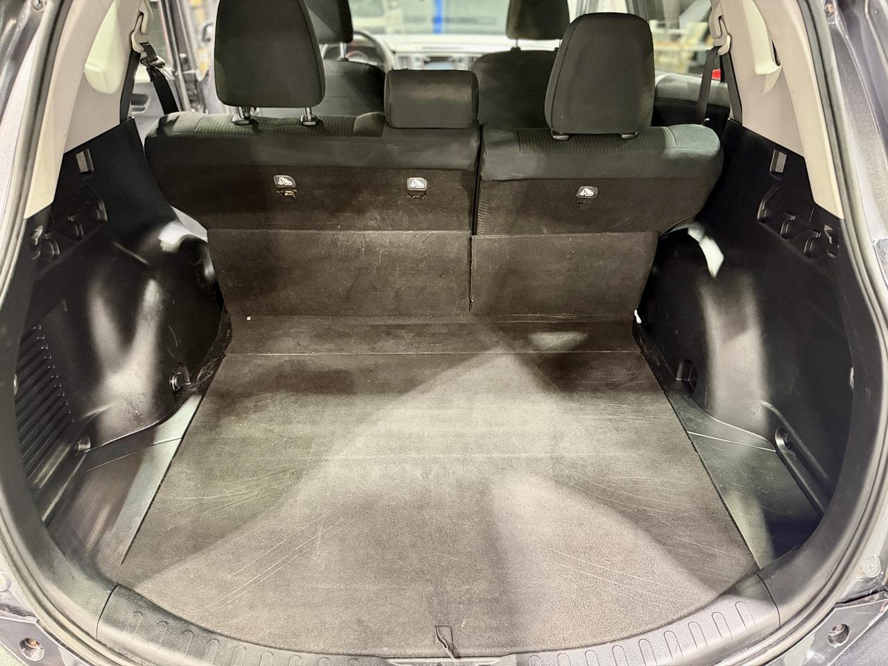 2016 Toyota RAV4 FWD 4dr LE - Photo #7