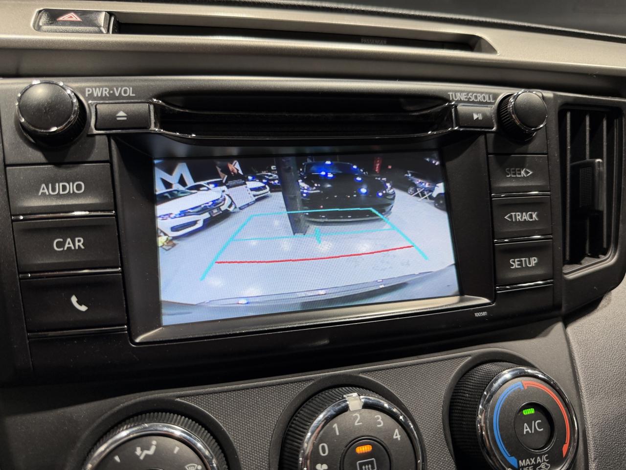 2016 Toyota RAV4 FWD 4dr LE - Photo #17