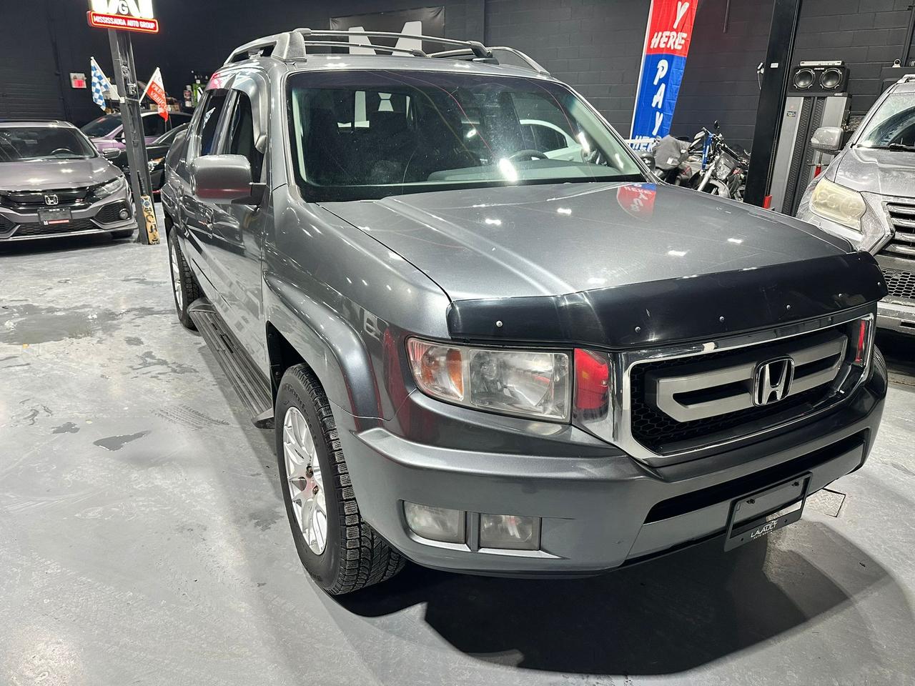 2010 Honda Ridgeline  - Photo #2