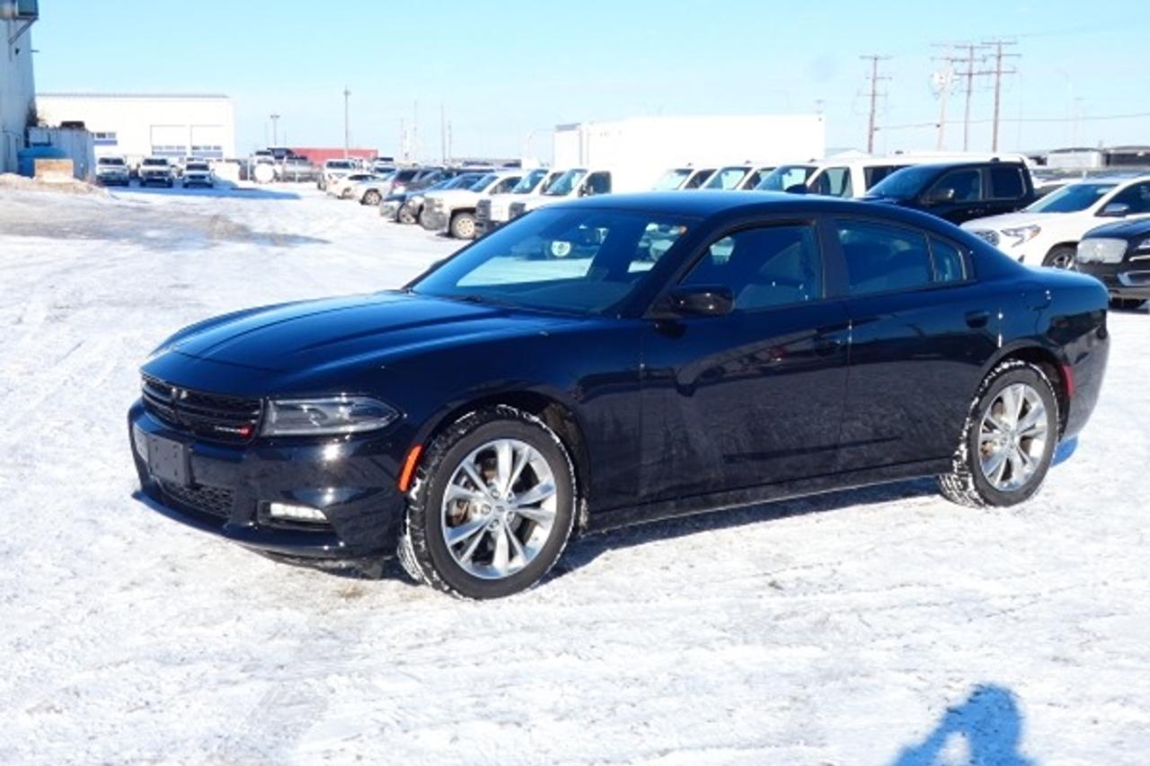 2023 Dodge Charger SXT AWD 4-II w/Htd cloth, NAV, BUC - Photo #1