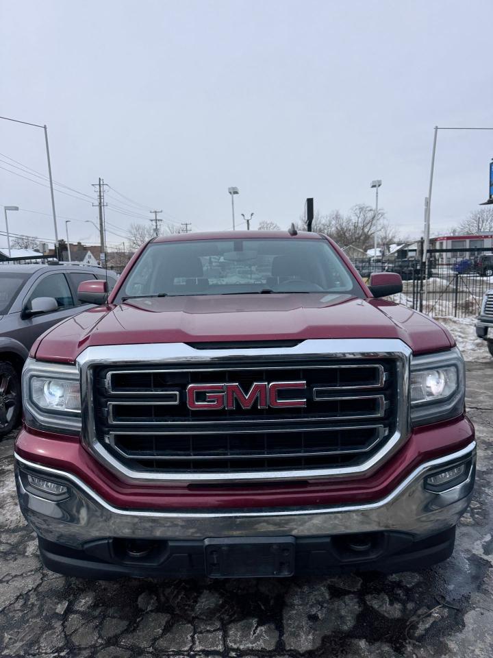 2018 GMC Sierra 1500 4WD Crew Cab 153.0" SLE | CERTIFIED | STD BED Photo