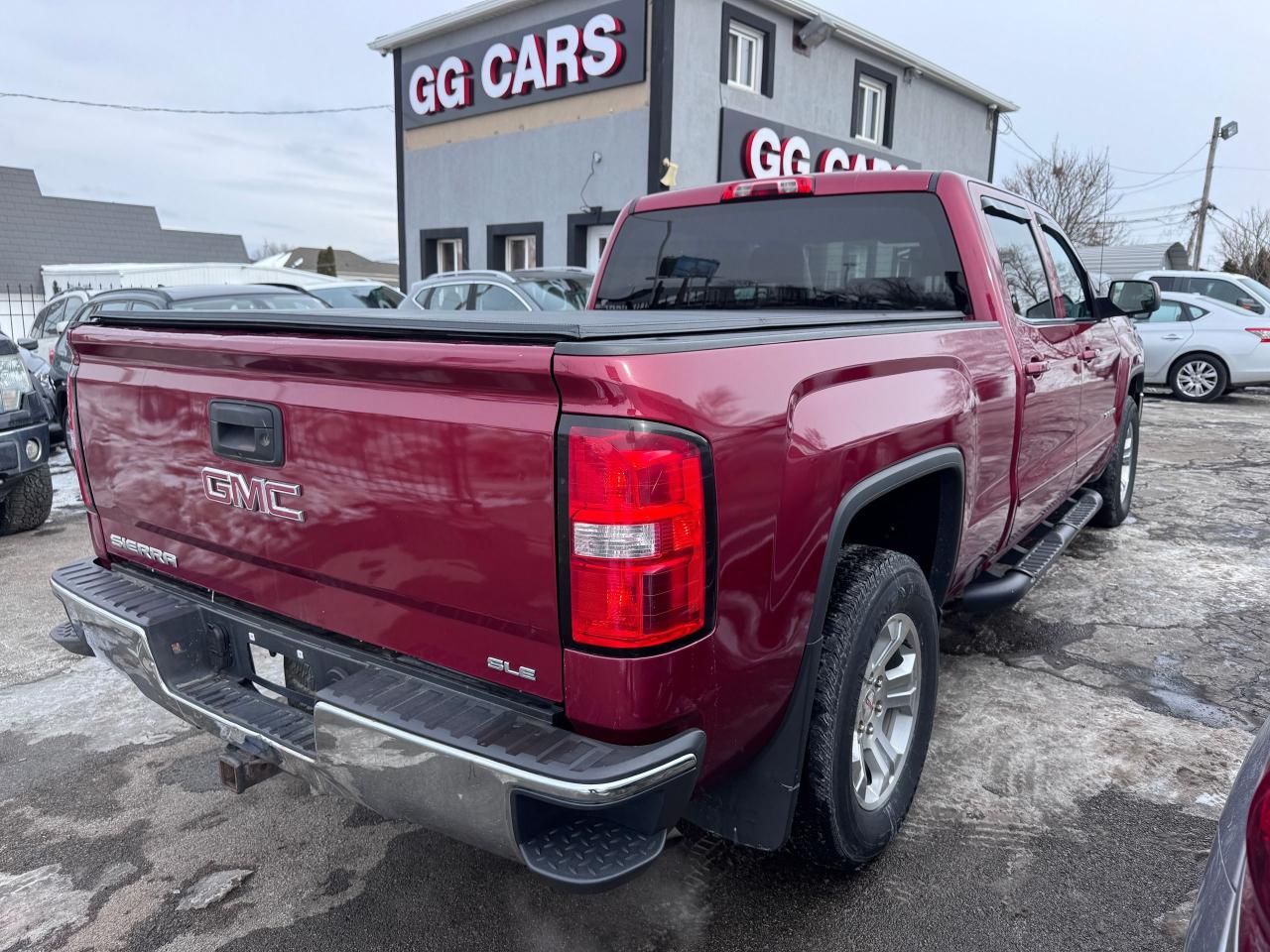 2018 GMC Sierra 1500 4WD Crew Cab 153.0" SLE | CERTIFIED | STD BED Photo