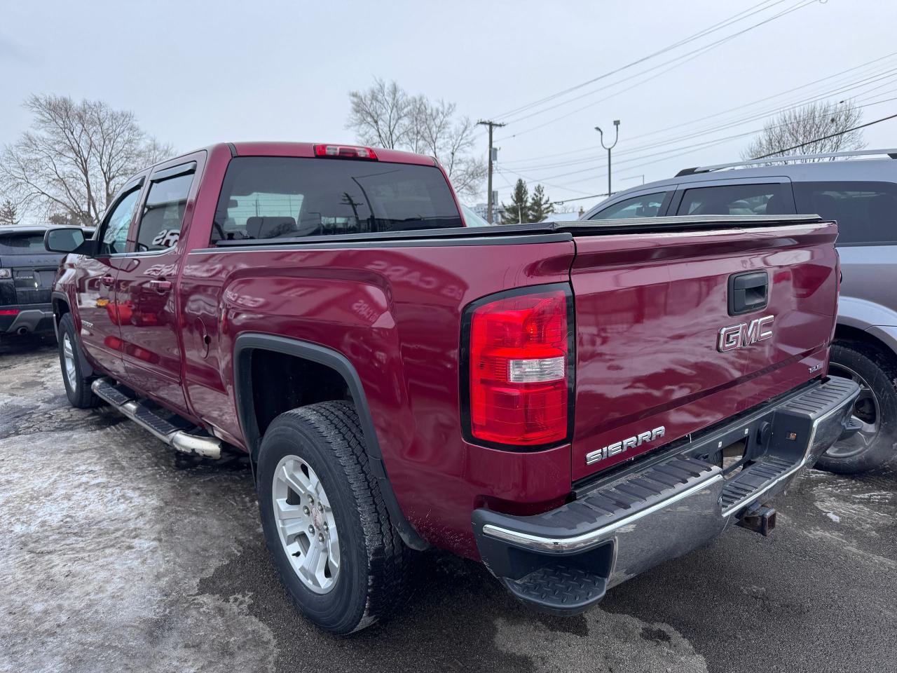 2018 GMC Sierra 1500 4WD Crew Cab 153.0" SLE | CERTIFIED | STD BED Photo