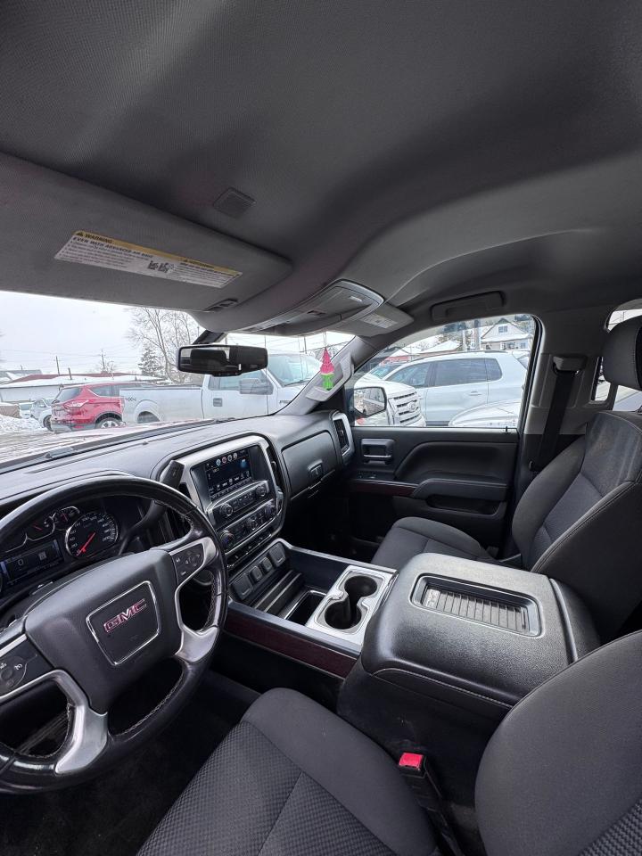 2018 GMC Sierra 1500 4WD Crew Cab 153.0" SLE | CERTIFIED | STD BED Photo