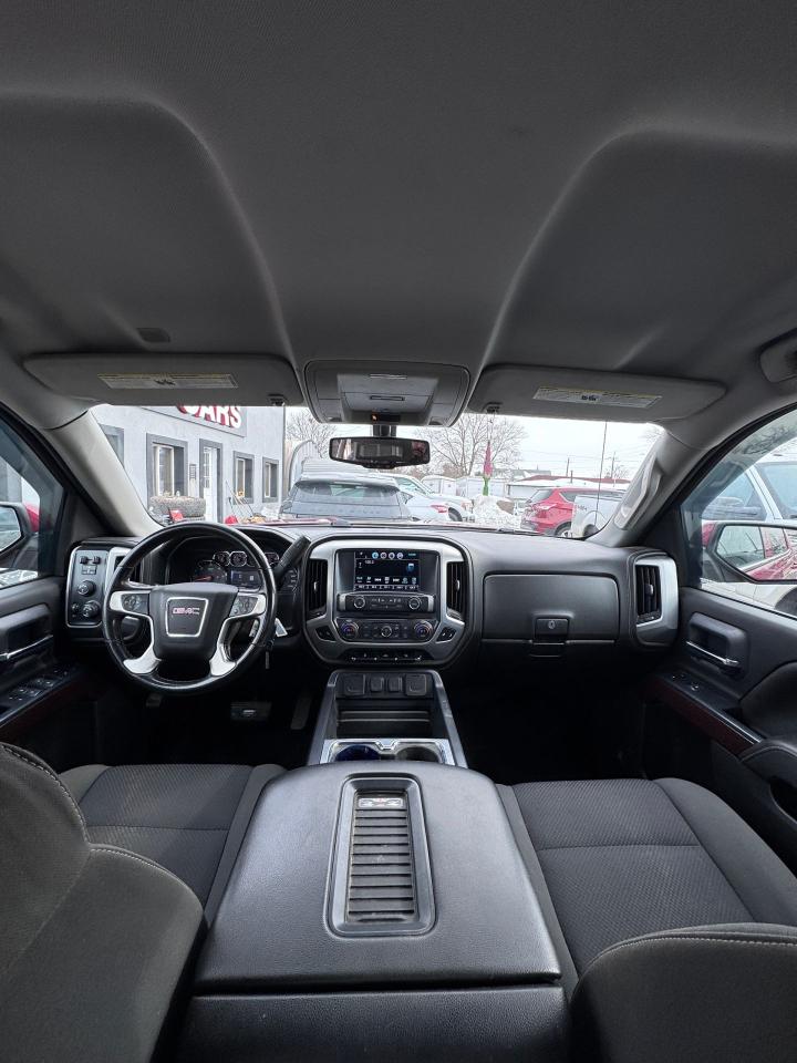 2018 GMC Sierra 1500 4WD Crew Cab 153.0" SLE | CERTIFIED | STD BED Photo