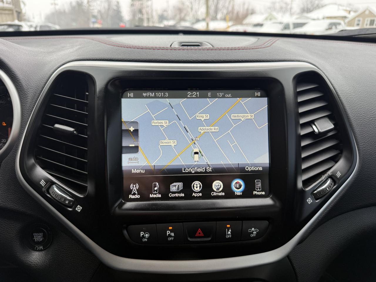 2018 Jeep Cherokee Trailhawk Leather Plus Photo