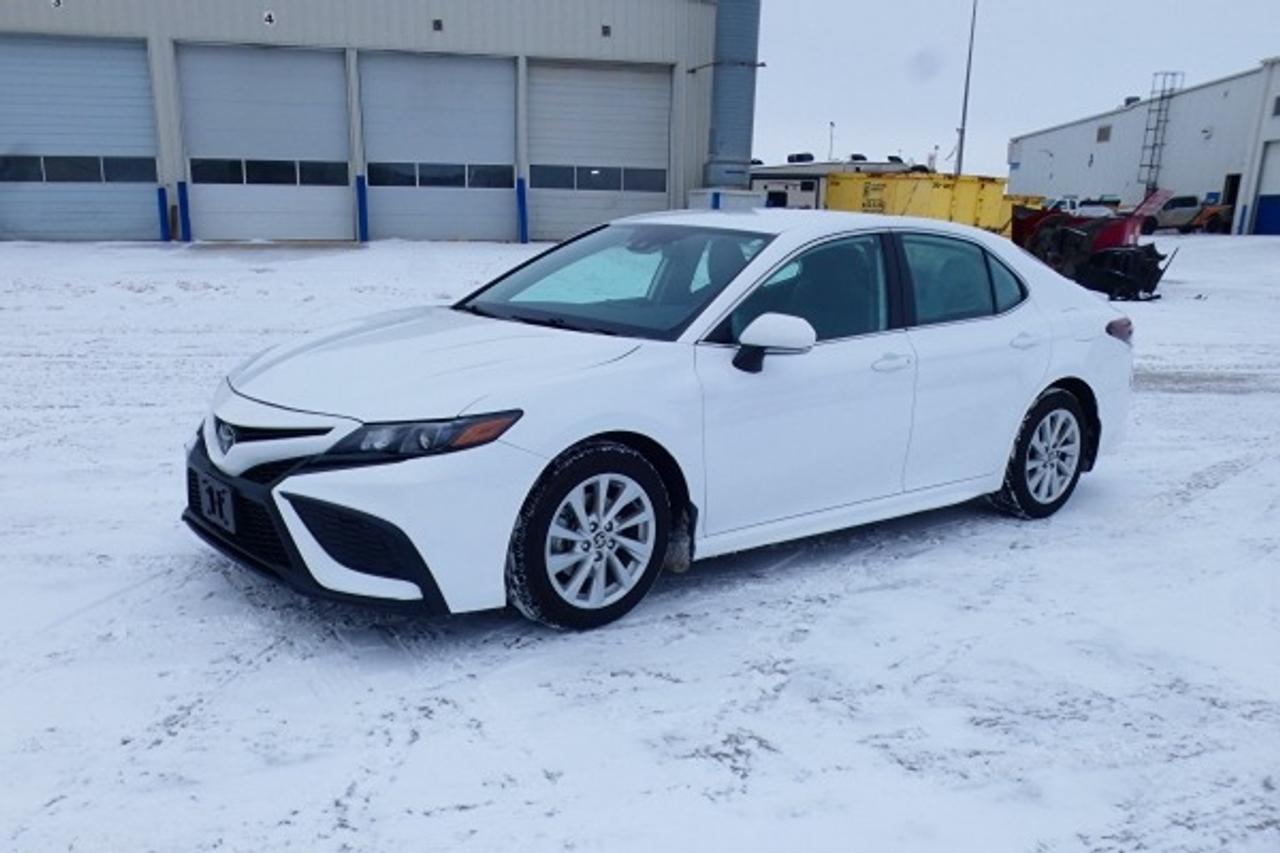 2024 Toyota Camry SE Auto w/Htd Leather, BUC - Photo #1