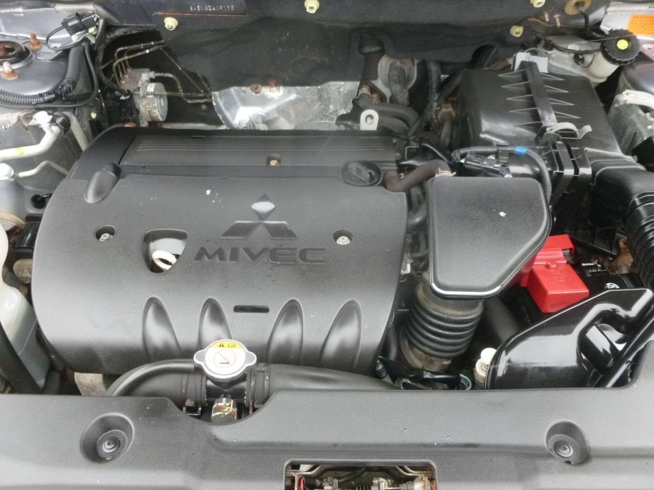 2016 Mitsubishi RVR SE Limited Edition Photo