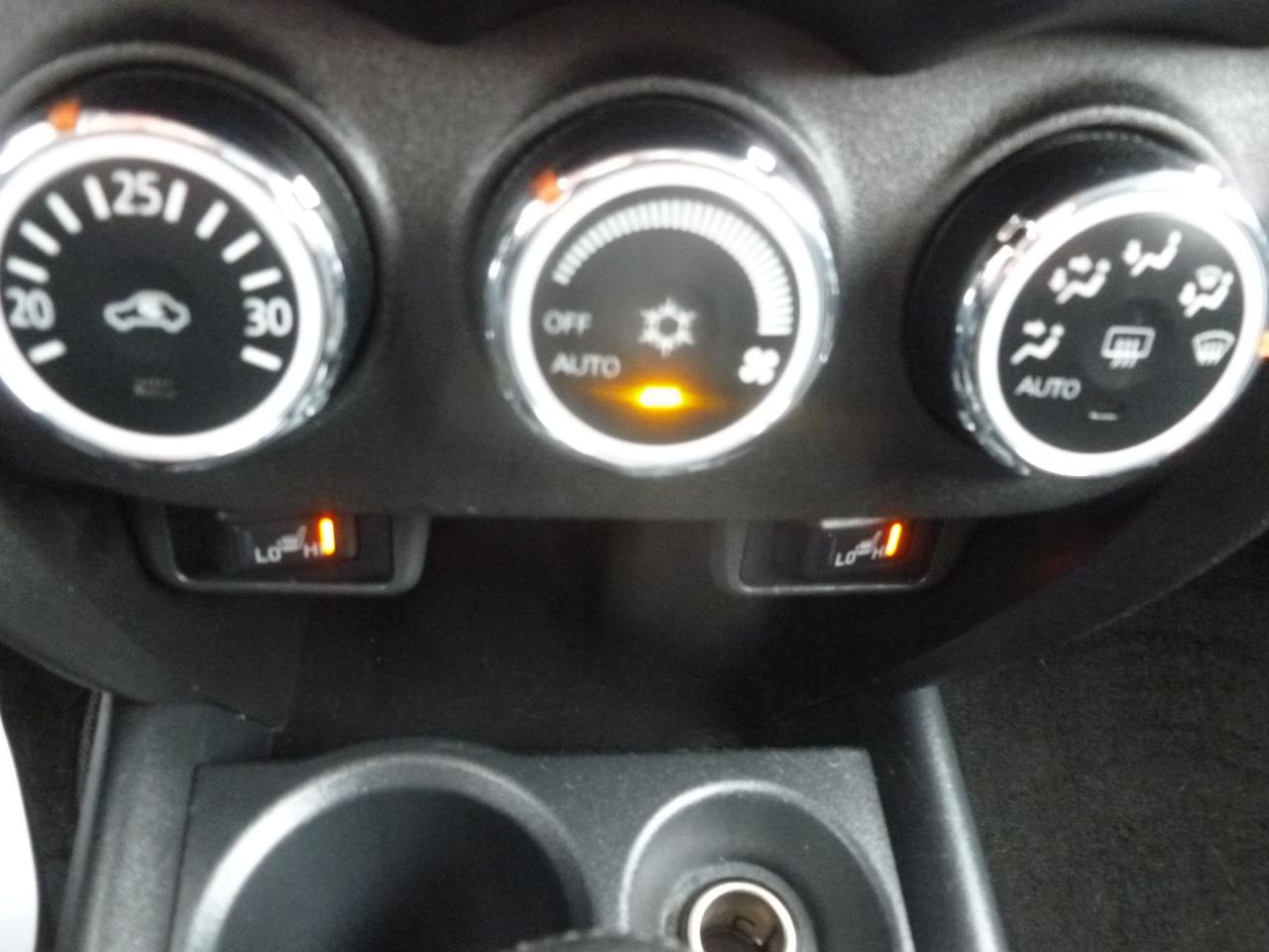 2016 Mitsubishi RVR SE Limited Edition Photo